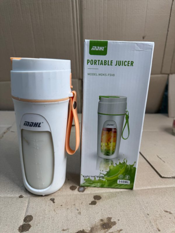 8 Blades- Mini Portable Rechargeable Juicer Blender