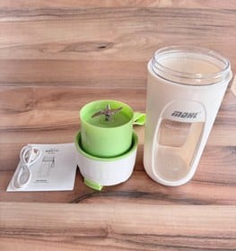8 Blades- Mini Portable Rechargeable Juicer Blender